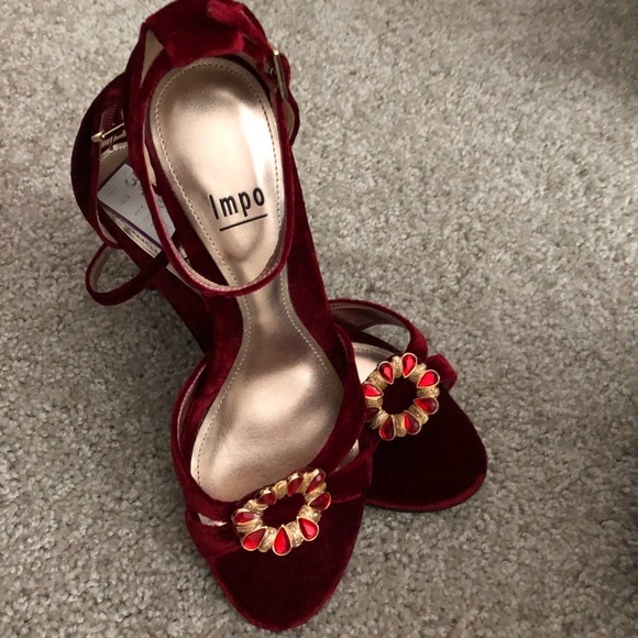 Impo Shoes - IMPO brand velvet sandals